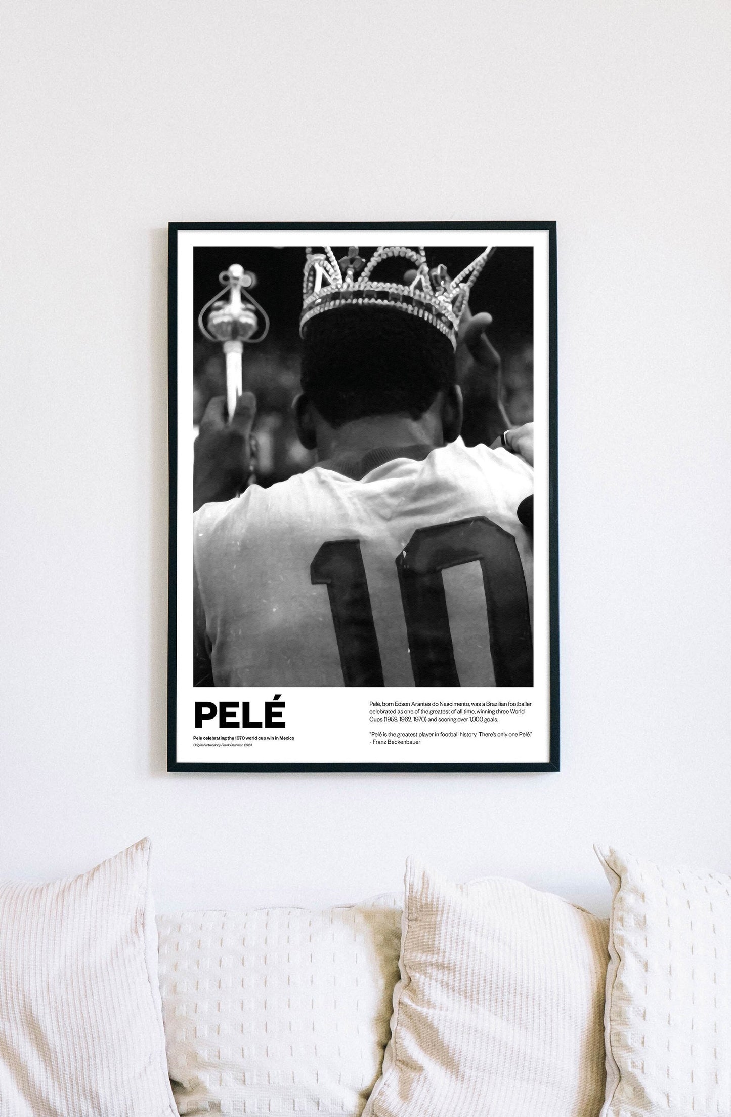 Pelé celebrates the 1970 world cup win in mexico